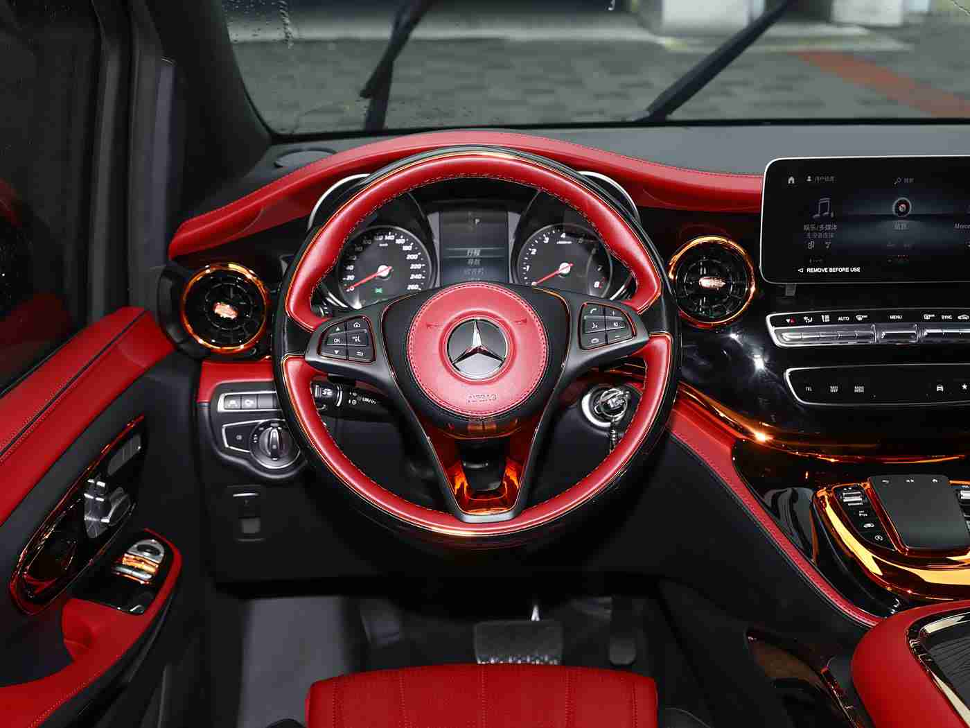 抖音9·1破解版,汽车营销新篇章：抖音平台助力品牌互动与精准营销，创新销售模式引领行业变革-1