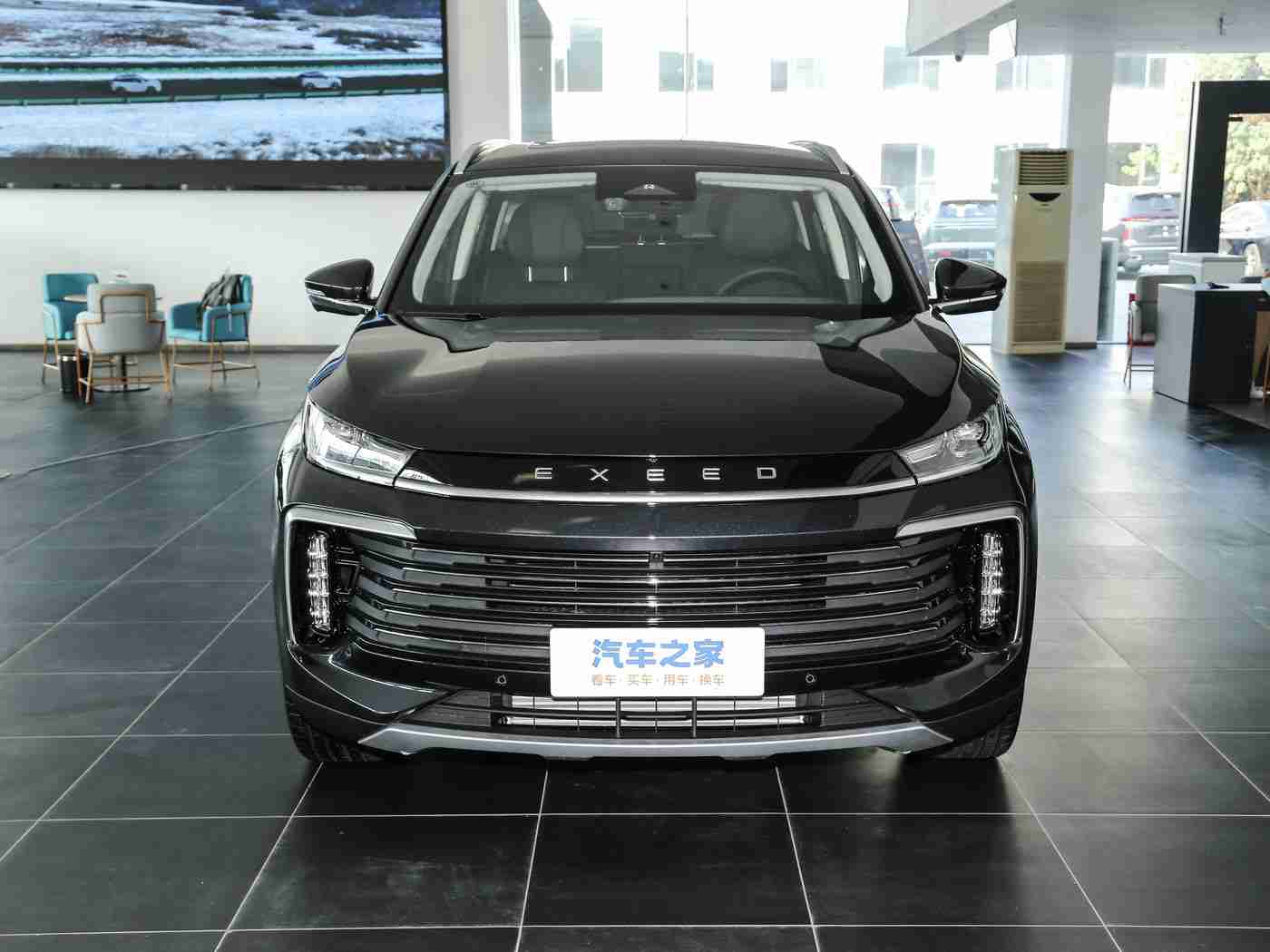 男生把小困困放到女生困困里,“女性专属“女生困困”与男性风范“男生小困困”携手，汽车行业个性化新风尚引关注-2