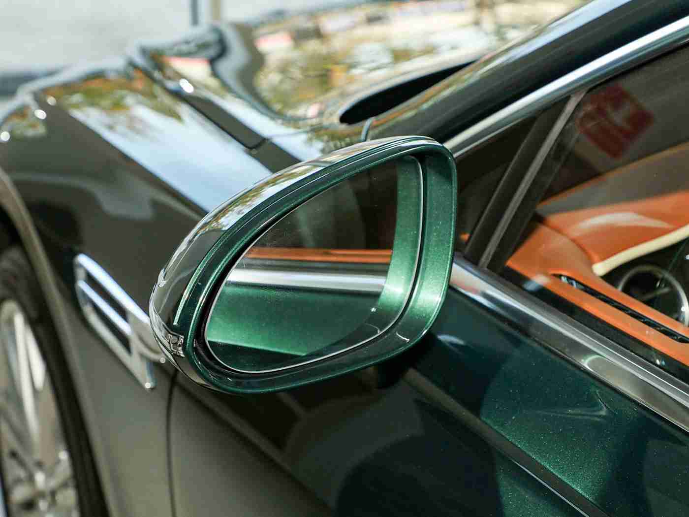 黄色网址入口,智能革新,全新利器:驾驶安全升级,智能互联体验,百公里油耗4.5L,引领汽车新潮流-2