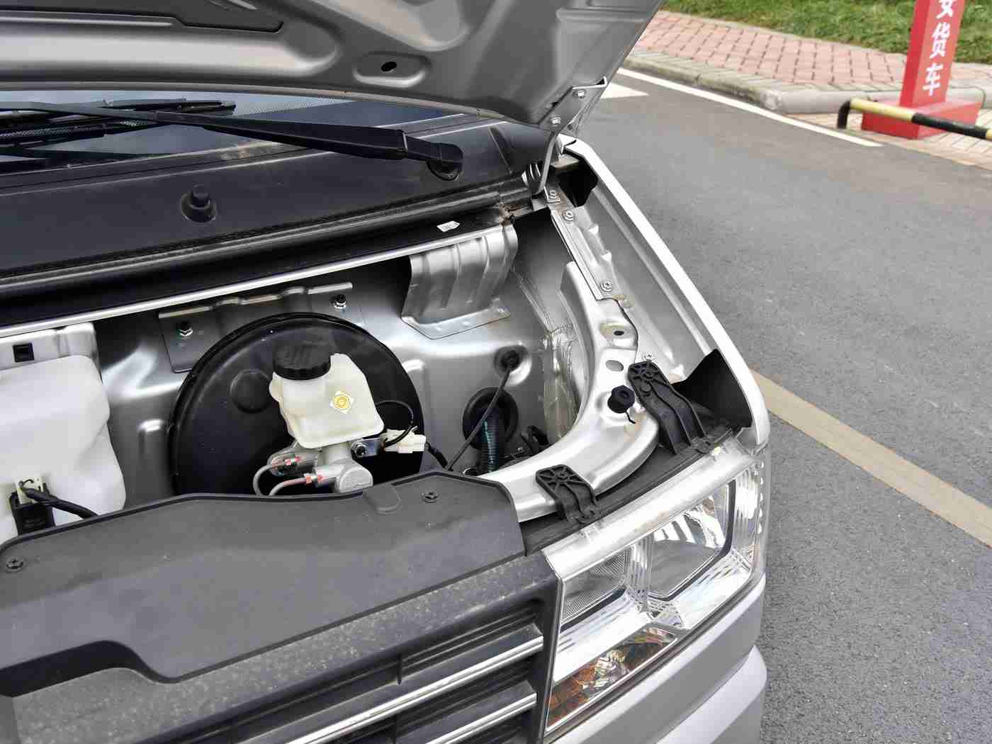 最好看2019手机中文,新能源汽车潮涌,特斯拉Model Y与宝马iX3共舞未来-3