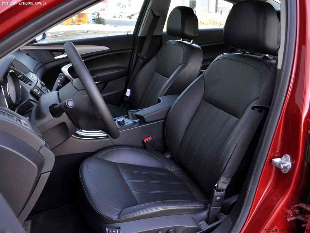 迪丽热巴被操,迪丽热巴惊艳公益活动现场，驾驭环保豪车展现明星魅力-2