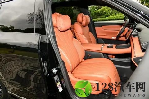 都是10月上新版本，长安启源Q07天枢智能激光版和26款宋L选谁？-1