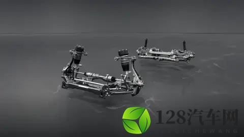 打破续航焦虑！2025款星纪元ET亮相 1615km综合续航+零重力座椅-2