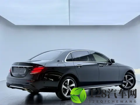 1998万！圆梦奔驰E级，19款时尚型，8万公里一手车！-1