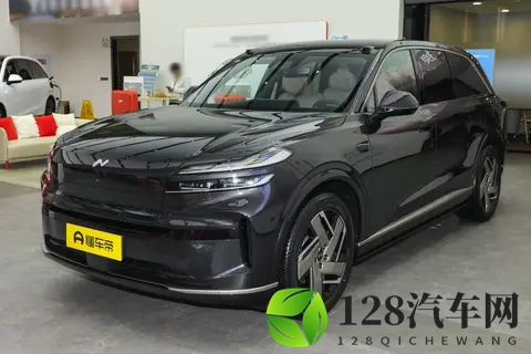 老司机试驾:乐道L90 2025款,六_七座可选,大车也好开-1