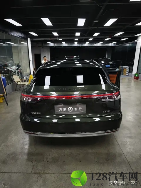 鸿蒙智行享界S9T交付破6000台，月产能冲刺万辆！-1