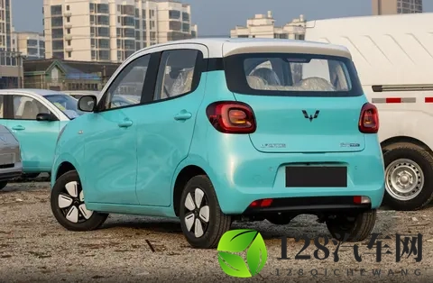 续航够用,小巧好开,五菱宏光MINIEV怎么选?-1