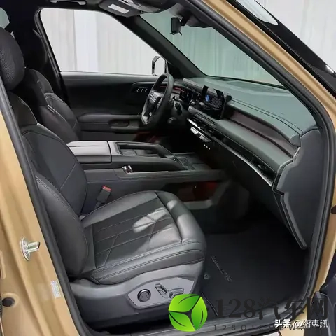 全新起亚telluride正式亮相！外观霸气 内饰豪华，搭配25T混动！-3