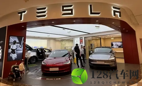 被特斯拉Model Y长续航点燃的车市：上市首天卖出上海工厂三周产能-2