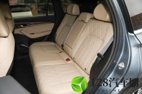 1297 万起，星越L全新东方曜系列焕新升级，实力到底有多硬？-3