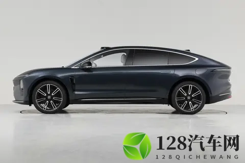 707马力+四驱，可变悬挂+魔毯，蔚来ET9适合谁？-2