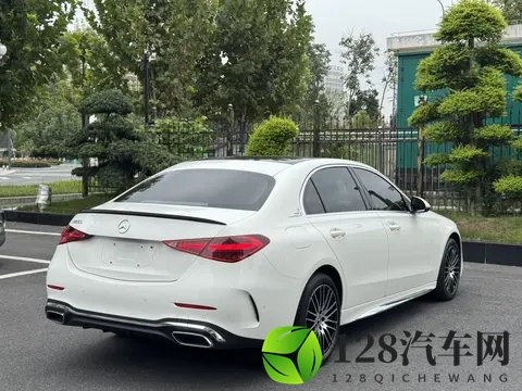 2023款奔驰C级，准新一手车，35万公里值多少？-1