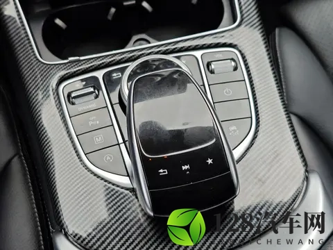 六年奔驰GLC，豪华依旧，10万公里老将值不值？-1