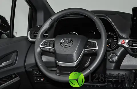 购车指南丨全系动力均相同，丰田赛那应该怎么选？-3