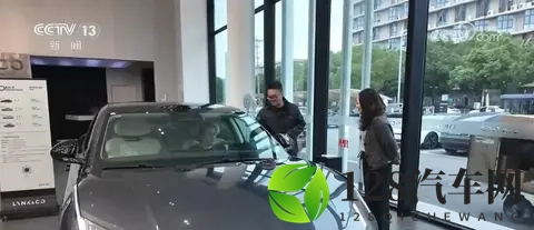 从“卷价格”走向“优价值” 新能源车市场迎来年底消费高峰-1