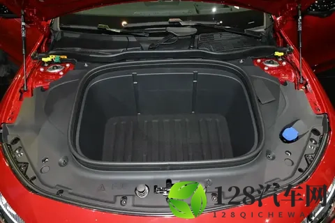 奔驰CLA级纯电版来了，配Momenta辅驾，800V+866km续航才是卖点？-1