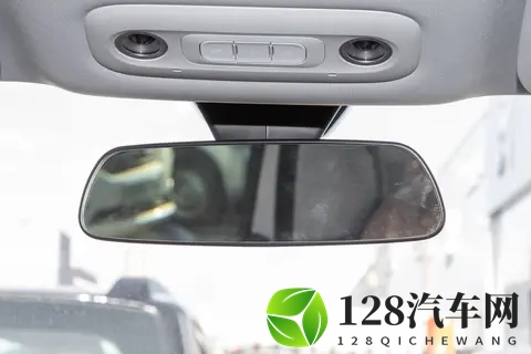 五菱星光730 PHEV家的新成员,出行的新答案?-3