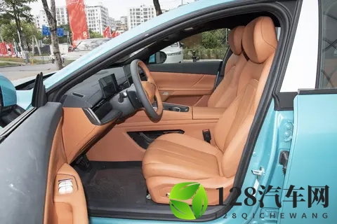 15万级轿跑再掀波澜？东风奕派eπ007+预售开启，1499万起-2