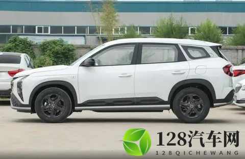 1218万元起，百公里油耗不到8L，26款现代iX35值得选吗？-1