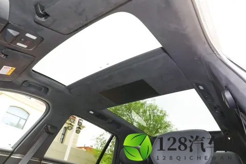 大三排SUV选谁好？别看增程了，这款纯电旗舰不是更香吗？-1