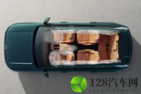 满油续航超 1000km！帕里斯帝 6_7 座布局，家庭出行太香了-2