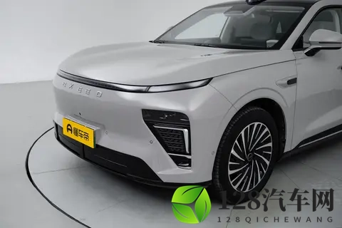 3米轴距+800V快充，续航超760km，2025款星纪元ET值得看吗？-2