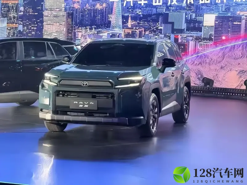新一代RAV4荣放广州车展亮相，混动升级+智驾迭代-1