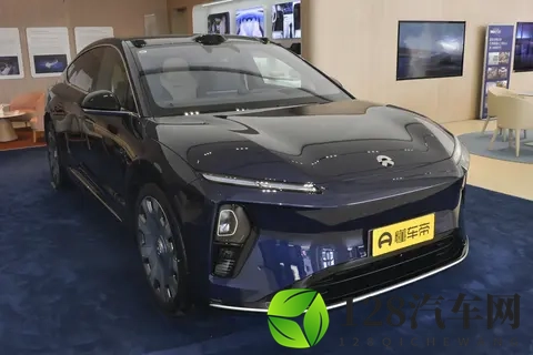 从BBA换蔚来ET9是冲动吗？5米3行政旗舰，细节藏着答案-1