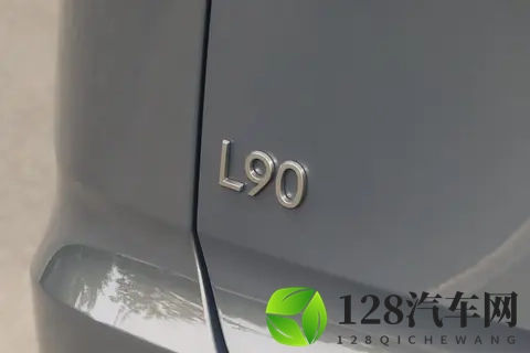 座座都享VIP待遇、6人10箱轻松收纳、乐道L90太能装-3