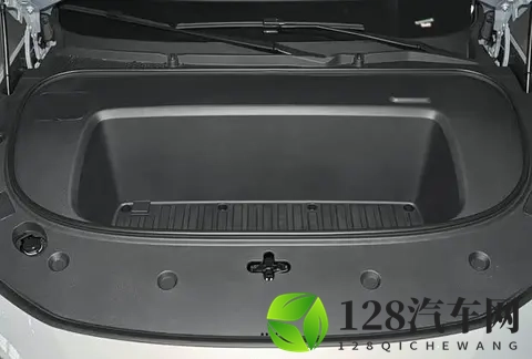 深蓝L06售价悬念揭晓!11月18日上市或将带来价格惊喜-1