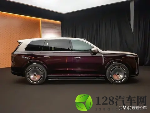 即将上市,配华为智驾+32个音响,后轮能转向,续航1400公里-2