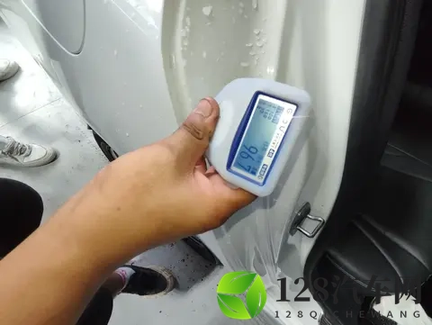 【网通社快报】五菱宏光 MINIEV 四门版推 301km 续航新车型，置换补贴价 528 万元-1