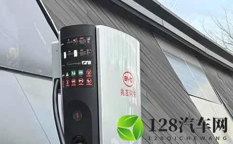 还能更便宜？比亚迪明年将有3个大动作，友商或遭“饱和攻击”-1