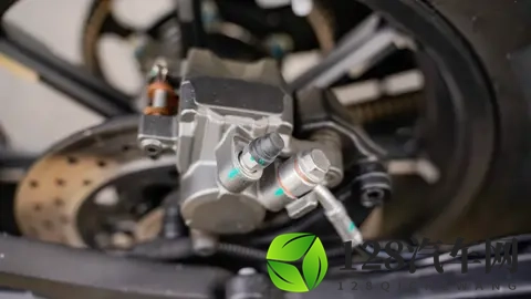 被严重忽视的巡航—20980元钱江AK628静态测评-2