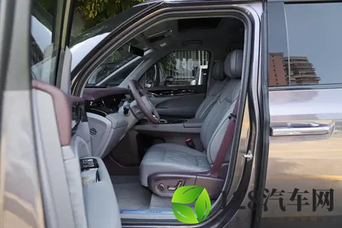 别乱买！给家人双十一的礼物，是极氪009这样的好车-1