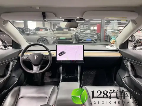 十年老司机之选？10万拿下20款特斯拉Model3，代步真香！-1