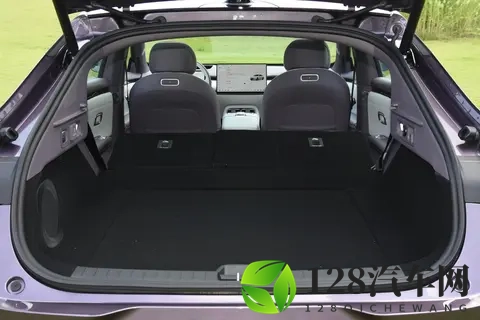 奇瑞高端旅行车首发亮相,综合续航1700公里-1