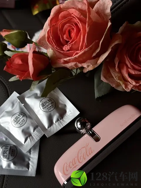 听说车里放点粉色会提升幸福感…🥰-2
