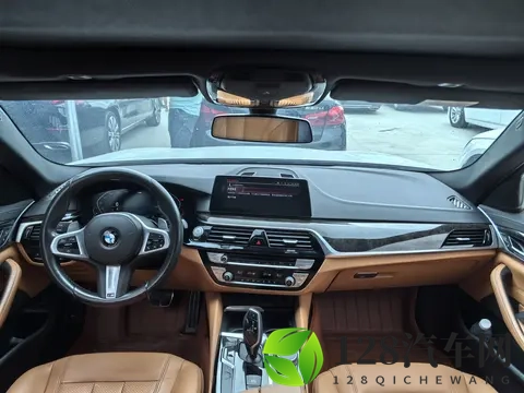 20款宝马5系，8万公里，1988万拿下豪华座驾！-1