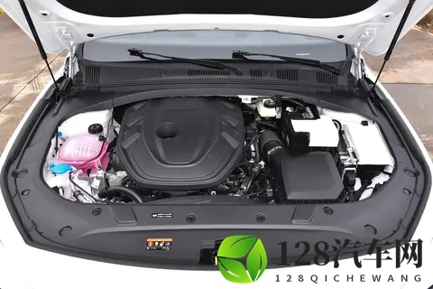 吉利星瑞推出全新版本，加入中国传统文化元素，价格更实惠-2