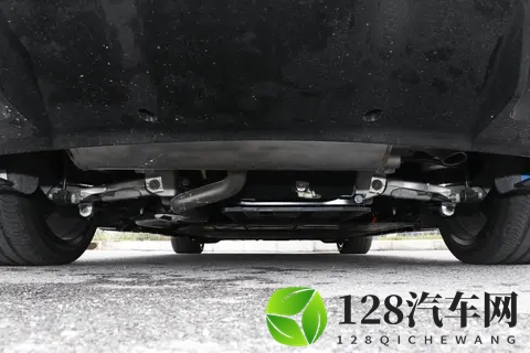 2026 款阿维塔 12 四激光版：十项升级解决用车难题，开启豪华新体验-1