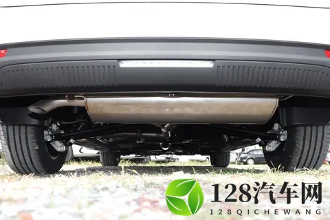 半月订单破万,738万起确实香!劝你别买最低配,选不对不如不买-1