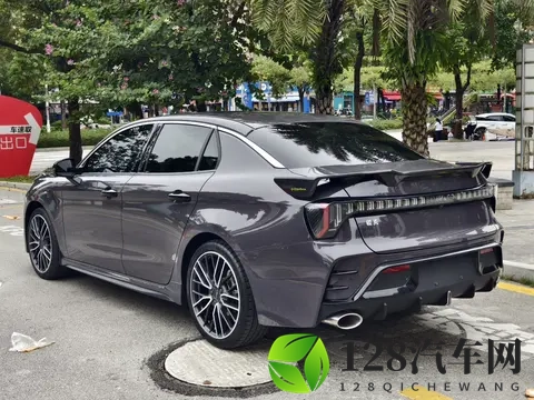 领克03准新车,紫色战衣,圆你赛道梦!-2