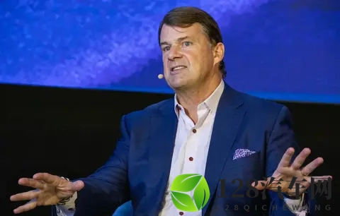 福特CEO:中国电车和特斯拉遥遥领先,深感震惊和惭愧-1