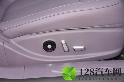 26款长安启源A06：多维拆解，看它如何打造内外有质感出行体验-1