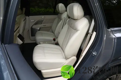 跟同级车比，多胎家庭怎么选？乐道L90这款纯电大型SUV值得一看​-1