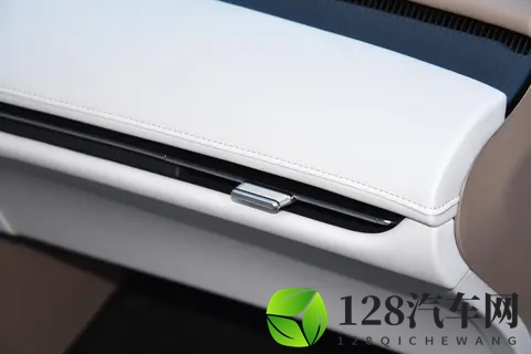 2026款长城炮广州车展焕新上市 998万元起-1