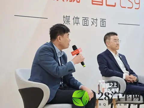 LS9上市后问智己：「上汽旗舰」真成了？-2