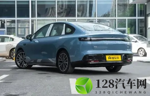 广汽丰田「油电同强」双发布会，双车重磅来袭​-1