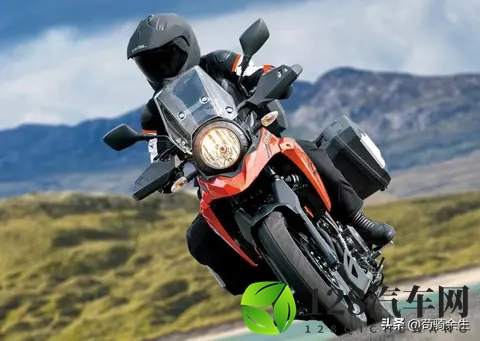 2026款DL250改款引争议：仅换LED灯+加涂装，摩友吐槽敷衍！-1